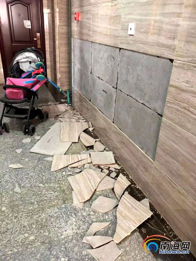 墙面砖裂了怎么回事(墙面砖裂了怎么回事儿)