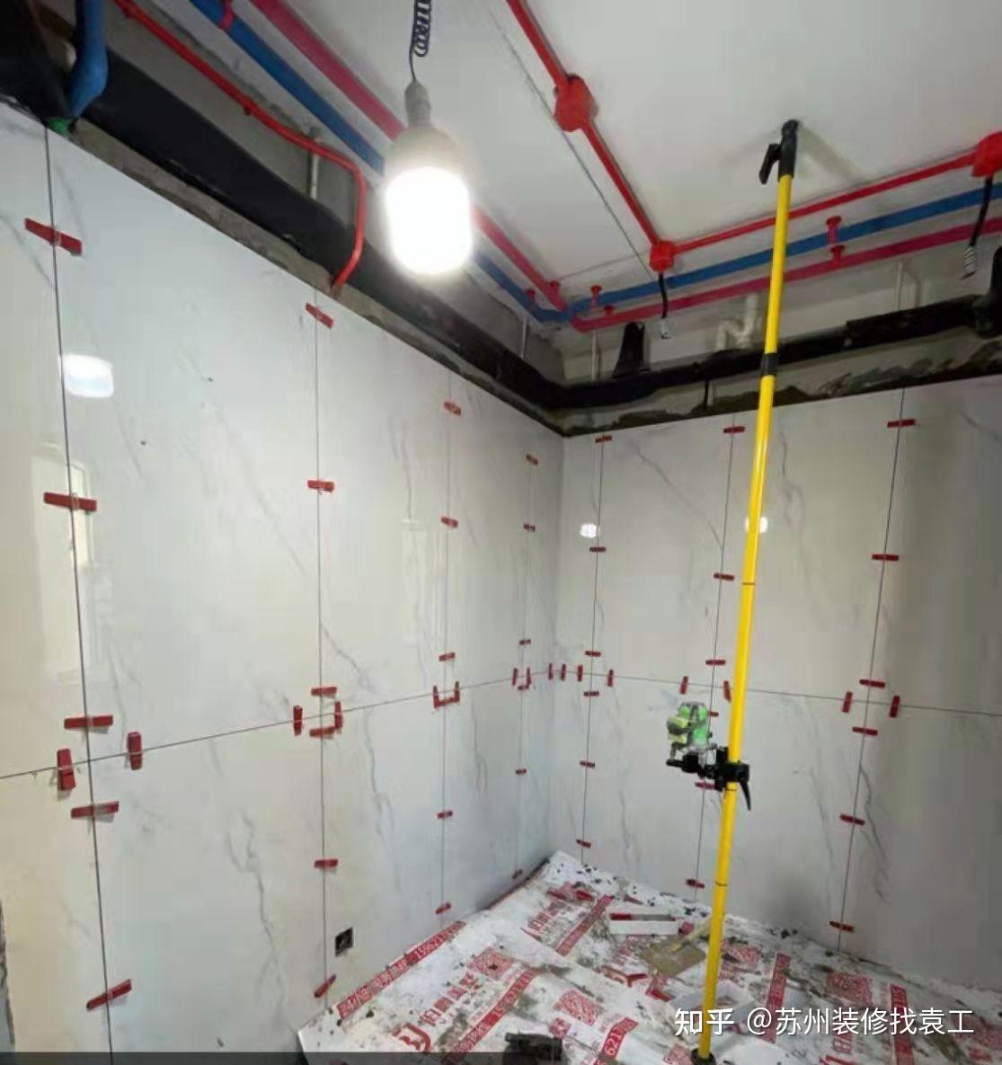 贴瓷砖墙面找平需要加钱吗(贴瓷砖墙面找平多少钱一平方)