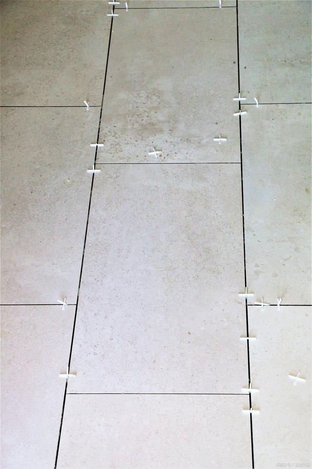 交房瓷砖空鼓(装修瓷砖有空鼓问题可以拒绝收房吗)