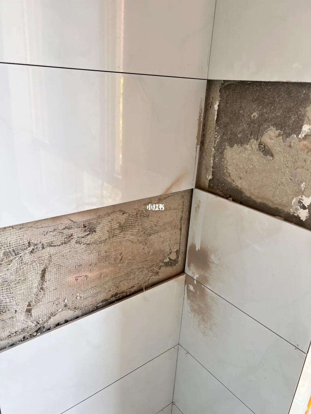 厨房墙面砖空鼓怎么办呢(厨房墙面砖空鼓怎么办呢图片)